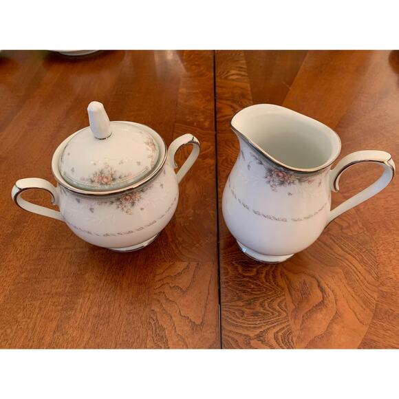 Elegant Noritake Greenbriar Fine China Set new with tags on most every piece. - Picture 4 of 9